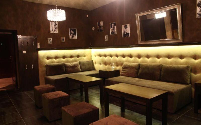 Rynek 6 Retro Pub & Hostel Radom Dış mekan fotoğraf