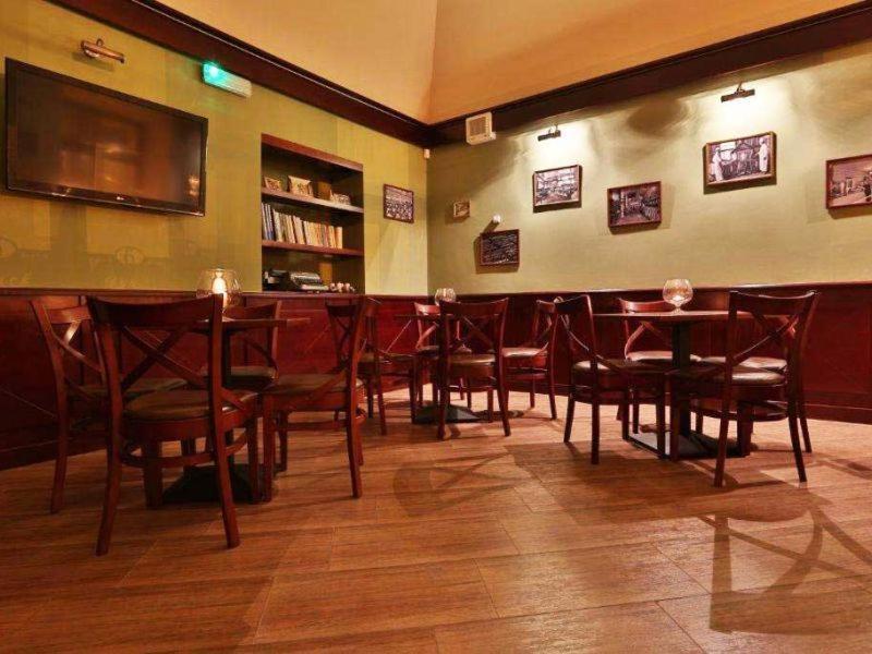 Rynek 6 Retro Pub & Hostel Radom Dış mekan fotoğraf