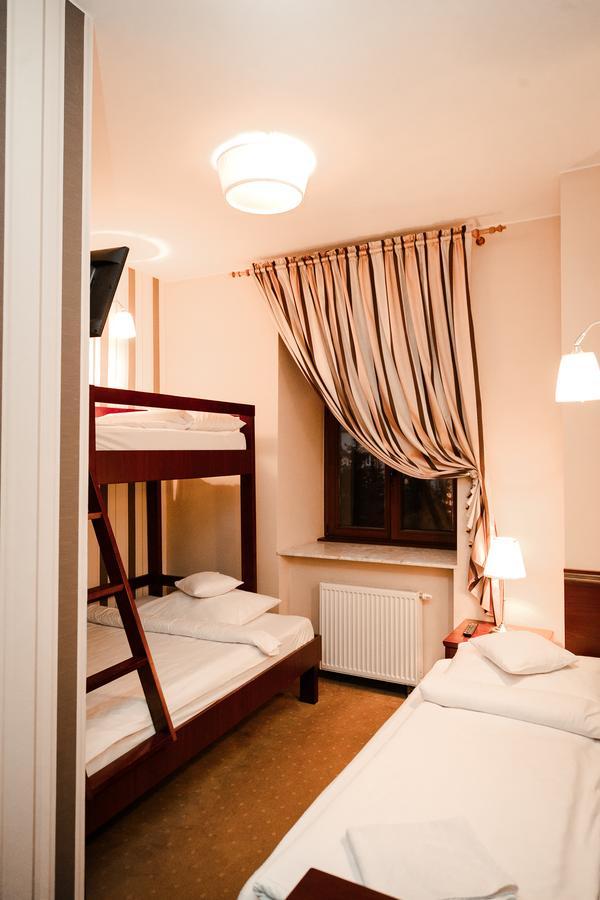 Rynek 6 Retro Pub & Hostel Radom Dış mekan fotoğraf