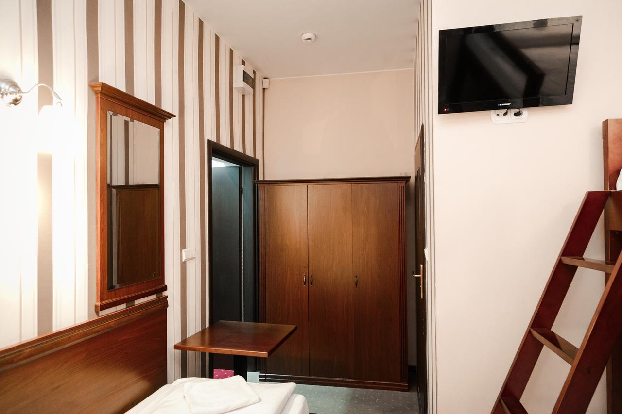Rynek 6 Retro Pub & Hostel Radom Dış mekan fotoğraf
